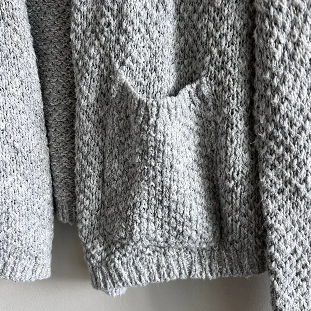 Abercrombie & Fitch Cotton Blend Cardigan Sweater Size L in Grey - Picture 2 of 7